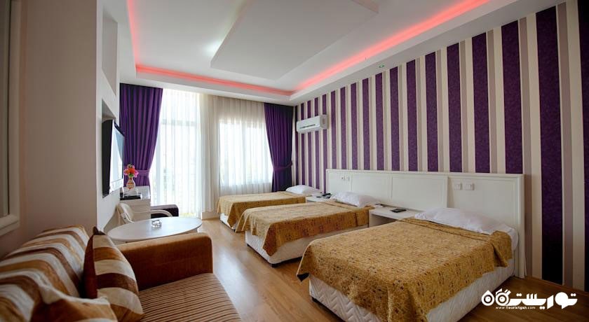 اتاق تریپل هتل لارا ورلد